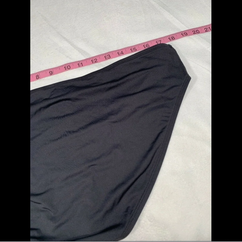 Tommy Bahama nwt tommy